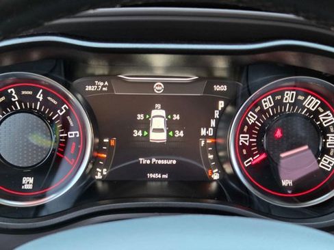 Used 2023 Dodge Challenger GT image 11