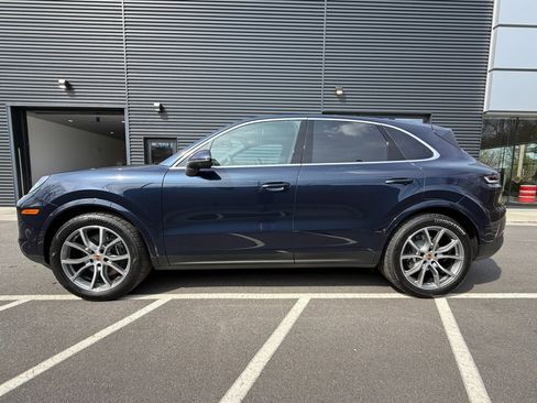 New 2026 Porsche Cayenne image 2