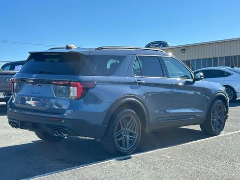 New 2026 Ford Explorer ST w/ Sun And Sound Package image 8
