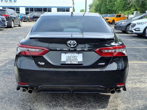 Used 2022 Toyota Camry XSE FWD image 32