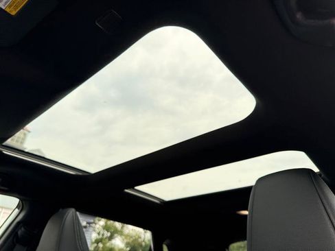 Used 2024 Toyota bZ4X AWD image 19