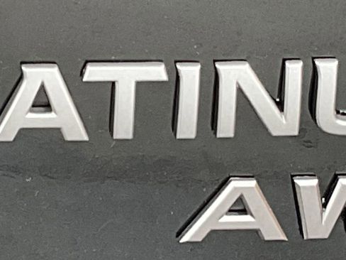 Used 2026 Nissan Rogue Platinum w/ Platinum Premium Package image 9