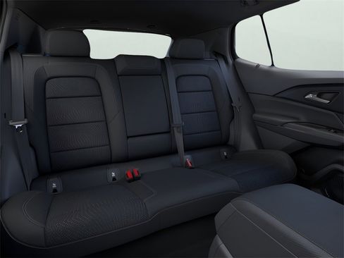 New 2026 Chevrolet Equinox EV LT image 17