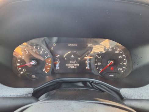 Used 2025 Jeep Compass Latitude AWD/4WD image 31