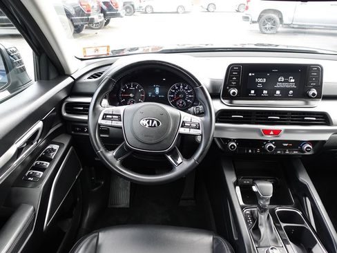 Used 2020 Kia Telluride LX AWD/4WD image 41