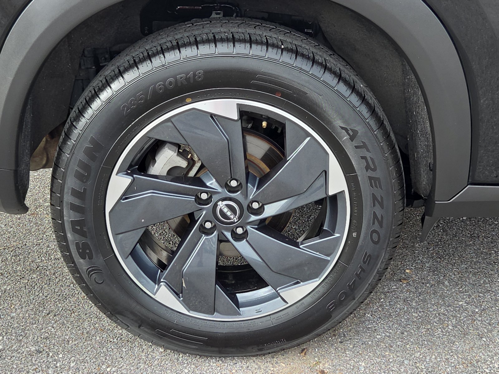 Used 2025 Nissan Rogue SV AWD/4WD image 7