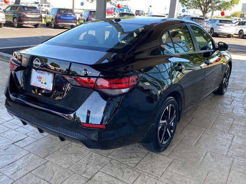 Certified 2024 Nissan Sentra SV FWD image 7
