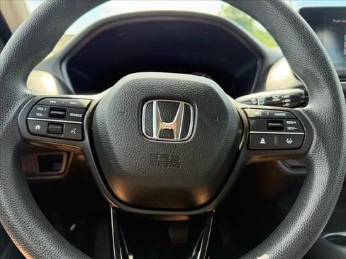 Used 2023 Honda HR-V LX image 14