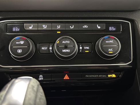 Used 2023 Volkswagen Atlas SE w/ Panoramic Sunroof Package image 19