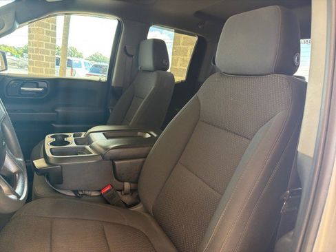 Used 2020 Chevrolet Silverado 1500 Custom w/ Custom Value Package RWD image 18