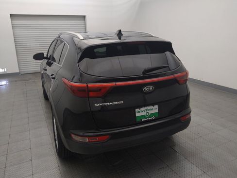 Used 2018 Kia Sportage LX w/ LX Popular Package FWD image 6