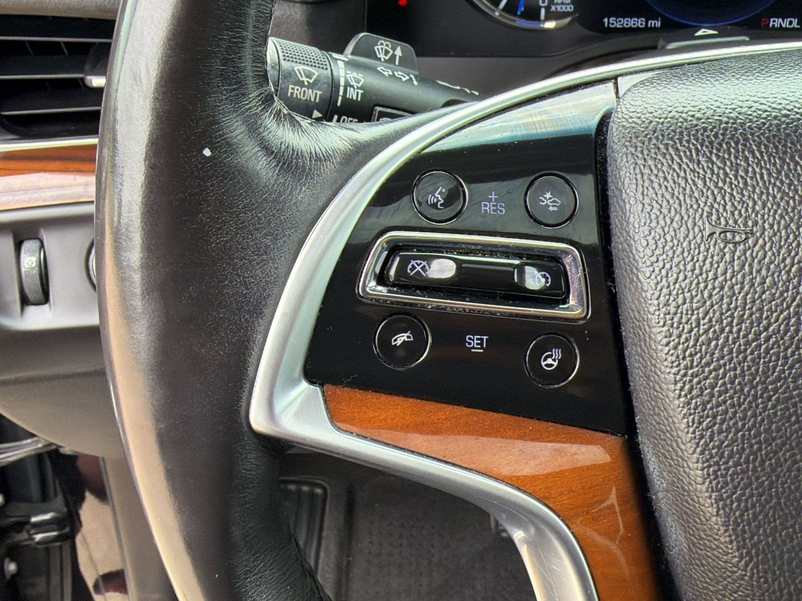 Used 2018 Cadillac Escalade ESV Luxury AWD/4WD image 15