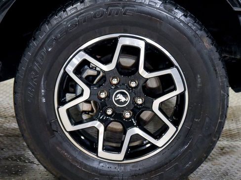 Used 2023 Ford Bronco Outer Banks image 13