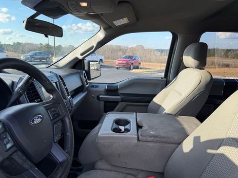 Used 2019 Ford F150 XLT image 9