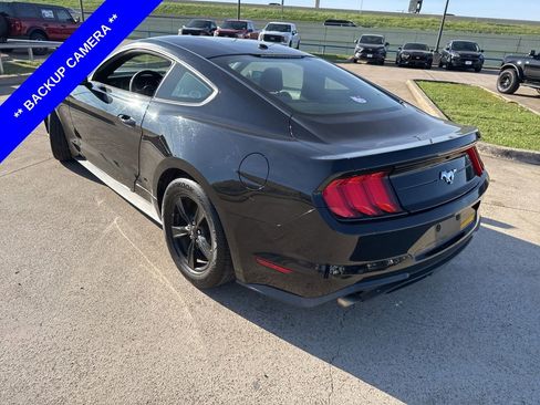 Used 2020 Ford Mustang Ecoboost image 6