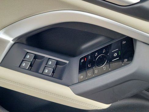 Certified 2025 Audi Q5 Premium AWD/4WD image 19