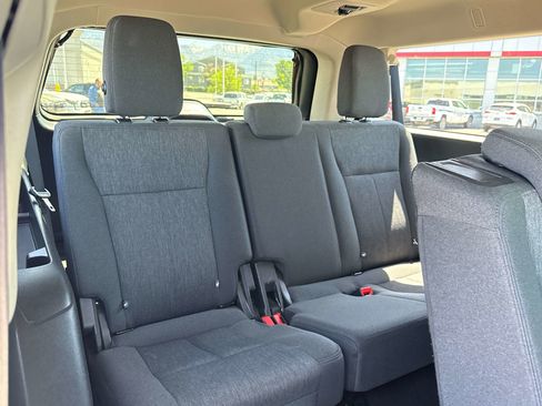 Used 2024 Ford Expedition Max XLT AWD/4WD image 18