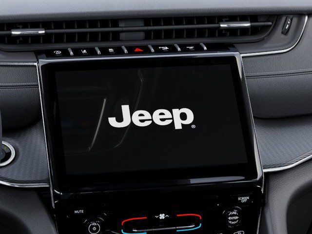 New 2027 Jeep Grand Cherokee Laredo AWD/4WD image 18