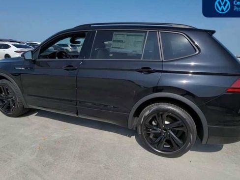 Used 2023 Volkswagen Tiguan SE R-Line image 7