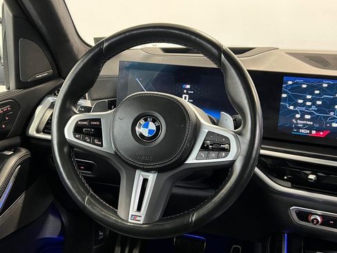 Used 2024 BMW X7 M60i w/ Executive Package image 22