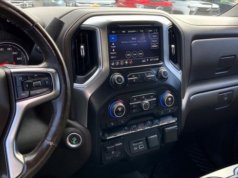 Used 2019 Chevrolet Silverado 1500 LT w/ Texas Edition image 6