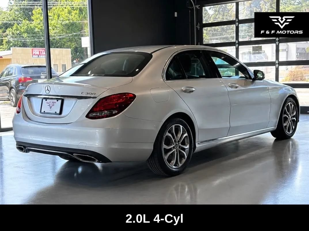 Used 2017 Mercedes-Benz C 300 Sedan image 3