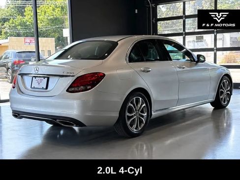 Used 2017 Mercedes-Benz C 300 Sedan image 3