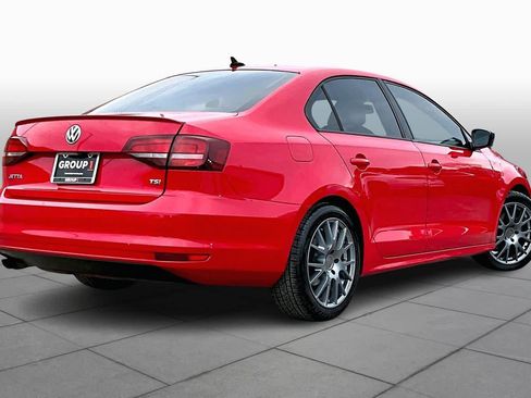 Used 2016 Volkswagen Jetta Sport w/ Lighting Package image 12