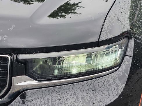 Used 2021 Jeep Grand Cherokee L Limited image 9