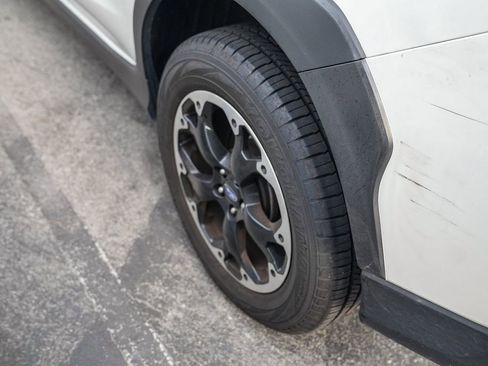 Used 2023 Subaru Crosstrek 2.0i Premium image 10