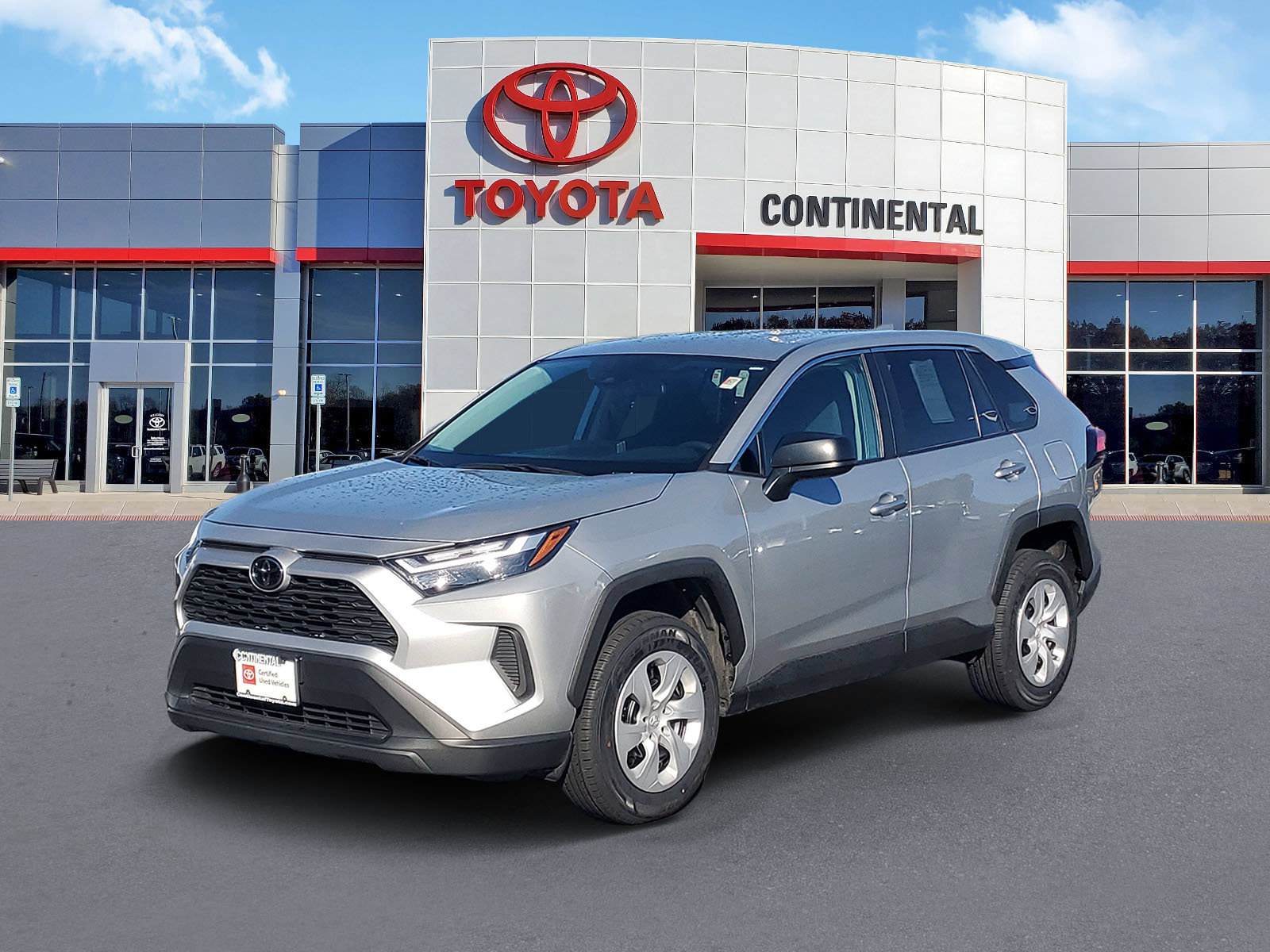 Certified 2025 Toyota RAV4 LE AWD/4WD image 3