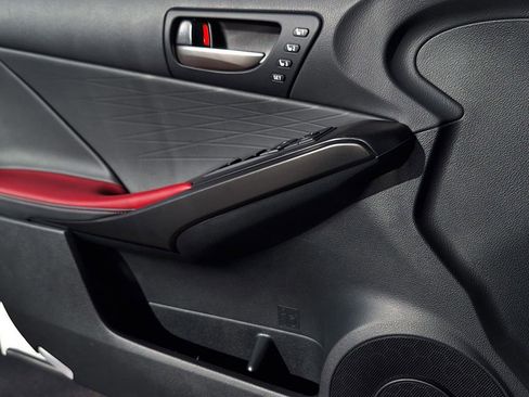 Used 2023 Lexus IS 300 300 w/ Premium Package image 9