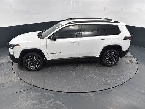New 2026 Jeep Cherokee Laredo image 46