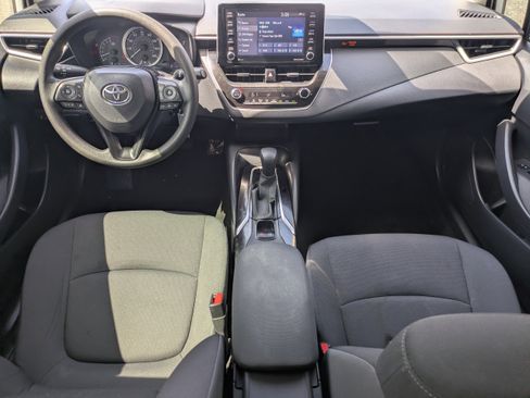 Used 2021 Toyota Corolla LE FWD image 11