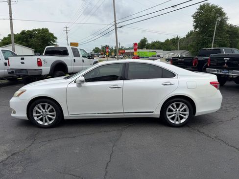 Used 2010 Lexus ES 350 FWD image 2