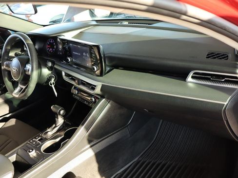 Used 2021 Kia K5 LX image 39