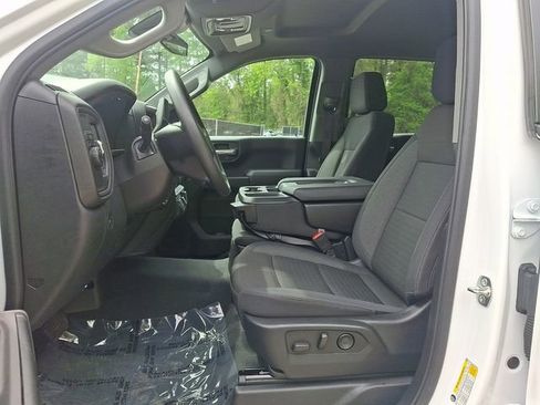 Used 2025 Chevrolet Silverado 1500 Custom image 16