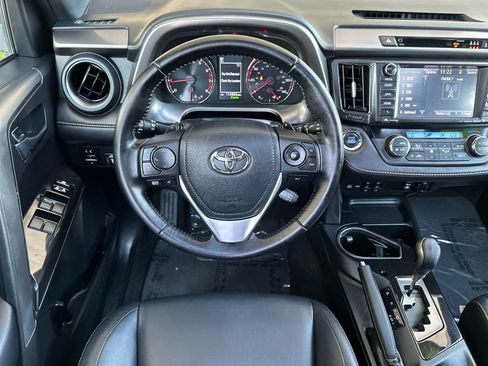 Used 2017 Toyota RAV4 SE FWD image 13