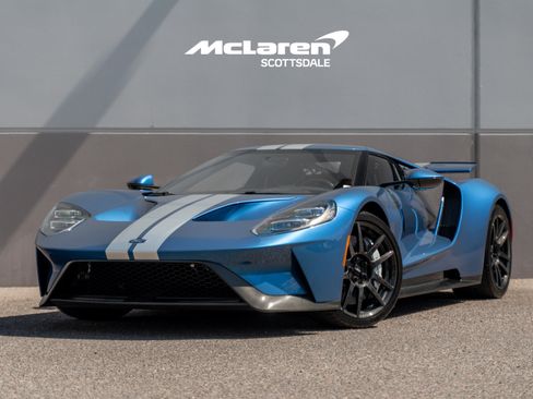 Used 2019 Ford GT RWD image 2