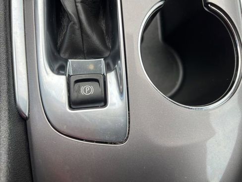 Used 2023 Chevrolet Malibu LT image 25