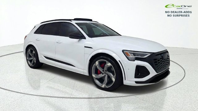 Used 2024 Audi Q8 e-tron Premium AWD/4WD image 1