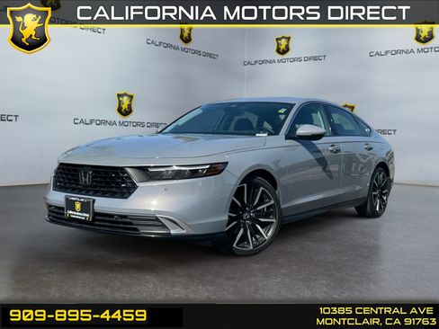 Used 2023 Honda Accord Touring image 1