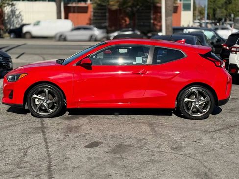 Used 2019 Hyundai Veloster 2.0 image 9