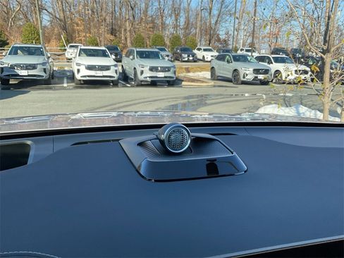 New 2026 Volvo EX90 Ultra image 28