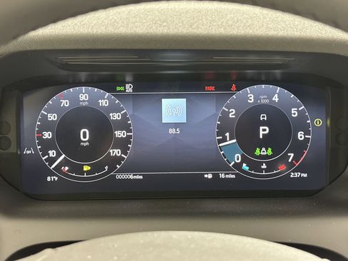 Certified 2025 Land Rover Discovery Sport S AWD/4WD image 17