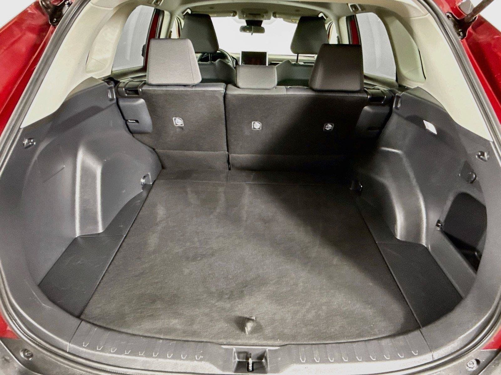 Used 2025 Toyota RAV4 XLE AWD/4WD image 24