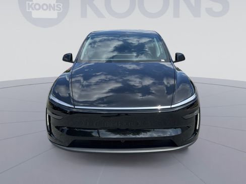 Used 2026 Tesla Model Y Long Range AWD/4WD image 11