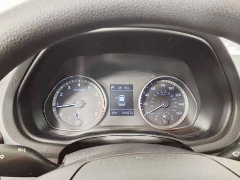 Used 2018 Hyundai Elantra GT FWD image 19