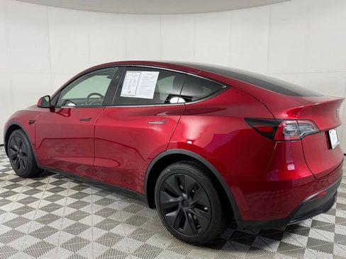 Used 2025 Tesla Model Y Long Range image 4