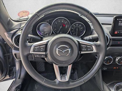 Used 2022 MAZDA MX-5 Miata RF Grand Touring image 12